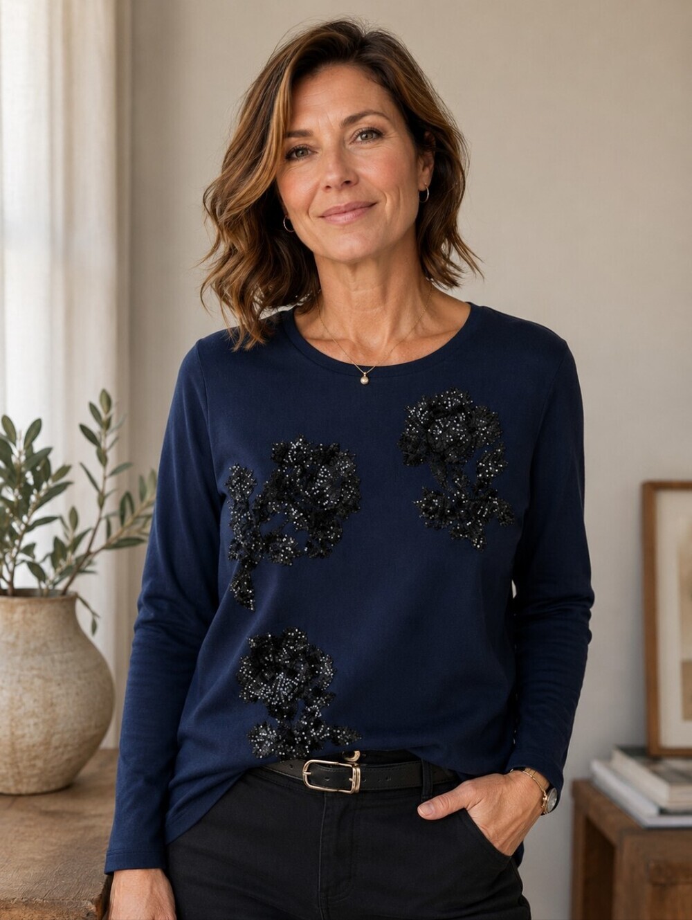 MAX MARA WEEKEND NAVY BLUE TOP WITH  BLACK FLOWER SEQUINS